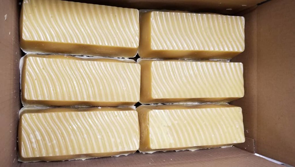 Bulk 50 Micron Filtered Virgin Beeswax Border Hills Honey